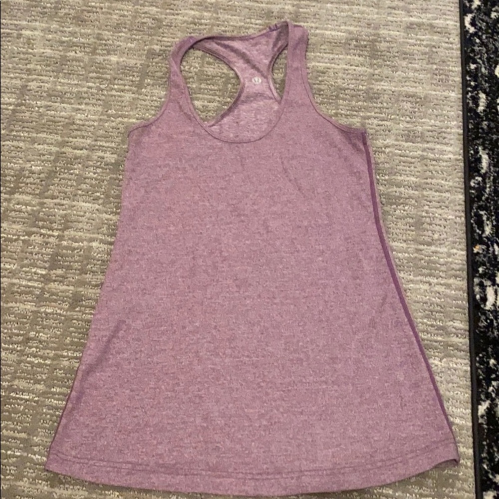 Lulu lemon bAsic top